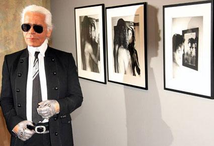 تعرّف إلى سبعة أسرار من يوميّات كارل لاغرفيلد